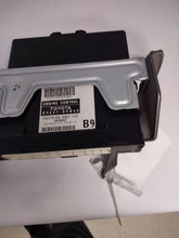Load image into Gallery viewer, ECU ECM COMPUTER Tacoma 2006 06 - MM2627048