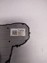 Load image into Gallery viewer, Temperature Controls YUKON XL 1500 2015 - MM2628048