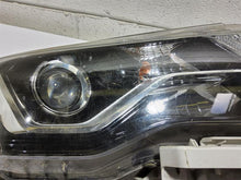 Load image into Gallery viewer, HEADLIGHT LAMP ASSEMBLY Nissan Pathfinder 17 18 19 20 Right - MM2628419