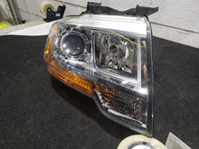 Load image into Gallery viewer, HEADLIGHT LAMP ASSEMBLY Expedition 2015 15 2016 16 2017 17 Right - MM2628931