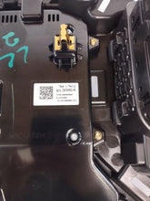 Load image into Gallery viewer, Radio SILVERADO 1500 PICKUP 2020 - MM2631246