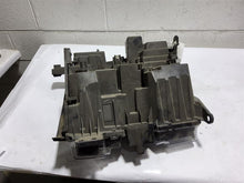 Load image into Gallery viewer, Headlight Lamp Assembly SILVERADO 1500 PICKUP 2020 - MM2631250