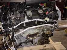 Load image into Gallery viewer, Engine Motor Chrysler Pacifica 2018 - MM2647189