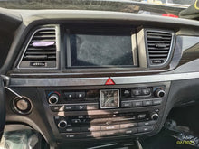Load image into Gallery viewer, Radio G80 2018 - MM2657245