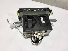 Load image into Gallery viewer, Radio Toyota Corolla 2016 - MM2662644