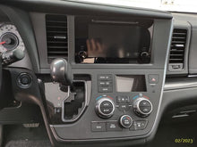Load image into Gallery viewer, Radio Toyota Sienna 2016 - MM2673370