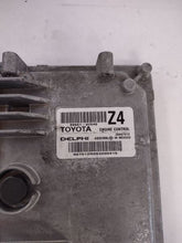 Load image into Gallery viewer, ECU ECM COMPUTER Toyota Corolla 2015 15 - MM2687951