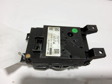 Load image into Gallery viewer, Radio G90 2017 - MM2688528