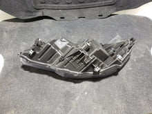 Load image into Gallery viewer, HEADLIGHT LAMP ASSEMBLY Passport Pilot 2019 19 2020 20 Right - MM2701348