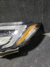 Load image into Gallery viewer, Headlight Lamp Assembly Honda Pilot 2019 - MM2701349