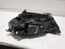 Load image into Gallery viewer, HEADLIGHT LAMP ASSEMBLY - MM2703465