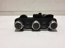 Load image into Gallery viewer, TEMPERATURE CONTROLS Nissan Versa 2018 18 2019 19 2020 20 - MM2708697