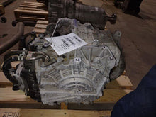 Load image into Gallery viewer, Transmission Hyundai Santa Fe 2019 - MM2717929