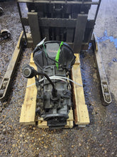 Load image into Gallery viewer, TRANSMISSION Jeep Wrangler YJ 1994 94 1995 95 - MM2726306