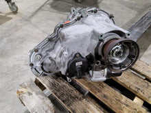 Load image into Gallery viewer, TRANSFER CASE Dodge Durango Jeep Grand Cherokee 2011-2020 - MM2737911