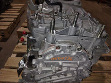 Load image into Gallery viewer, Transmission Mazda 3 2022 - MM2739536