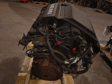 Load image into Gallery viewer, Engine Motor CHALLENGER 2010 - MM2740602