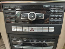 Load image into Gallery viewer, Radio MERCEDES E-CLASS 2014 - MM2741636