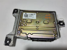 Load image into Gallery viewer, Radio CT5 2020 - MM2741964