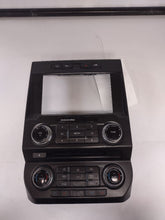 Load image into Gallery viewer, Radio FORD F150 PICKUP 2015 - MM2743338
