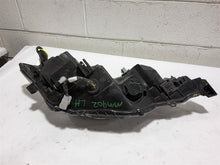 Load image into Gallery viewer, HEADLIGHT LAMP ASSEMBLY - MM2747992