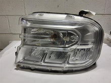 Load image into Gallery viewer, Headlight Lamp Assembly Ford Maverick 2022 - MM2748162