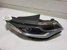 Load image into Gallery viewer, Headlight Lamp Assembly Isuzu Optima 2020 - MM2752022