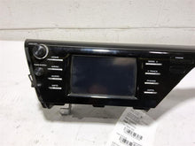 Load image into Gallery viewer, Radio Toyota Camry 2018 - MM2752366