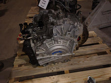 Load image into Gallery viewer, Transmission Hyundai Santa Fe 2020 - MM2752675