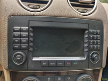 Load image into Gallery viewer, RADIO Mercedes ML350 ML500 ML320 2006 06 2007 07 2008 08 - MM2772074