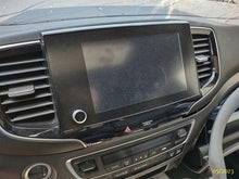 Load image into Gallery viewer, Temperature Controls Honda Ridgeline 2022 - MM2774057