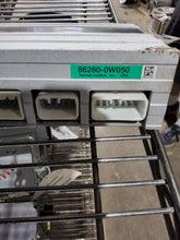 Load image into Gallery viewer, Radio LEXUS LX470 2002 - MM2781934
