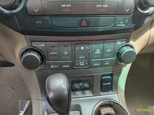 Load image into Gallery viewer, Temperature Controls HIGHLANDER 2010 - MM2788935