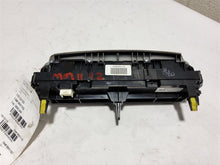 Load image into Gallery viewer, Temperature Controls HIGHLANDER 2010 - MM2788935