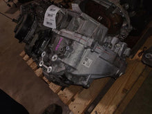 Load image into Gallery viewer, Transmission Cadillac XT5 2017 - MM2790537