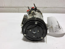 Load image into Gallery viewer, AC Compressor Volvo XC40 2019 - MM2797375