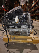 Load image into Gallery viewer, Engine Motor Chevrolet Traverse 2020 - MM2819339