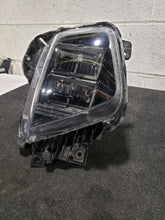Load image into Gallery viewer, Headlight Lamp Assembly Hyundai Tucson 2022 - MM2819656