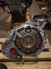 Load image into Gallery viewer, Transmission Cadillac XT5 2019 - MM2822592