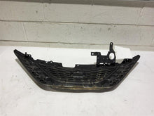 Load image into Gallery viewer, Grille Nissan Sentra 2018 - MM2823141