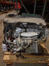 Load image into Gallery viewer, Engine Motor Chevrolet Cruze 2017 - MM2823230