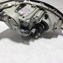 Load image into Gallery viewer, Headlight Lamp Assembly LEXUS LS430 2006 - MM2826845
