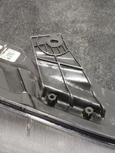 Load image into Gallery viewer, HEADLIGHT LAMP ASSEMBLY Acura MDX 17 18 19 20 Right - MM2827903