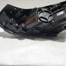 Load image into Gallery viewer, Headlight Lamp Assembly Hyundai Tucson 2021 - MM2827972
