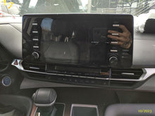 Load image into Gallery viewer, Temperature Controls Toyota Sienna 2021 - MM2862557