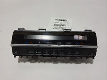 Load image into Gallery viewer, Temperature Controls Toyota Sienna 2021 - MM2862557