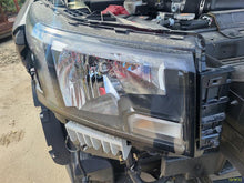 Load image into Gallery viewer, Headlight Lamp Assembly Nissan Frontier 2022 - MM2865815
