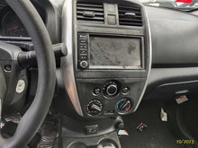 Load image into Gallery viewer, RADIO Nissan Sentra Versa 2018 18 2019 19 - MM2866814