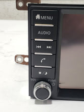 Load image into Gallery viewer, RADIO Nissan Sentra Versa 2018 18 2019 19 - MM2866814