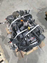 Load image into Gallery viewer, Engine Motor NAUTILUS 2019 - MM2869464